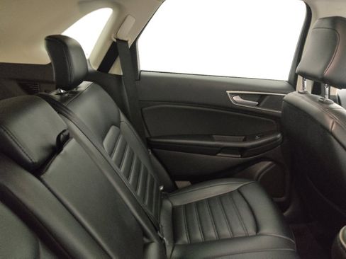 Used 2024 Ford Edge SEL image 19