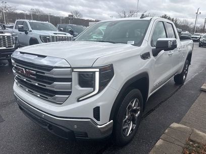 New 2026 GMC Sierra 1500 SLE w/ Preferred Package