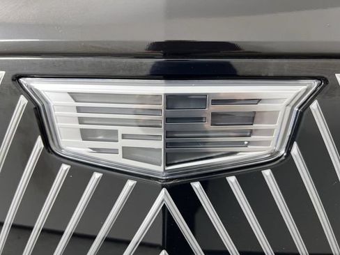 Used 2025 Cadillac Escalade IQ Luxury 1 AWD/4WD image 31