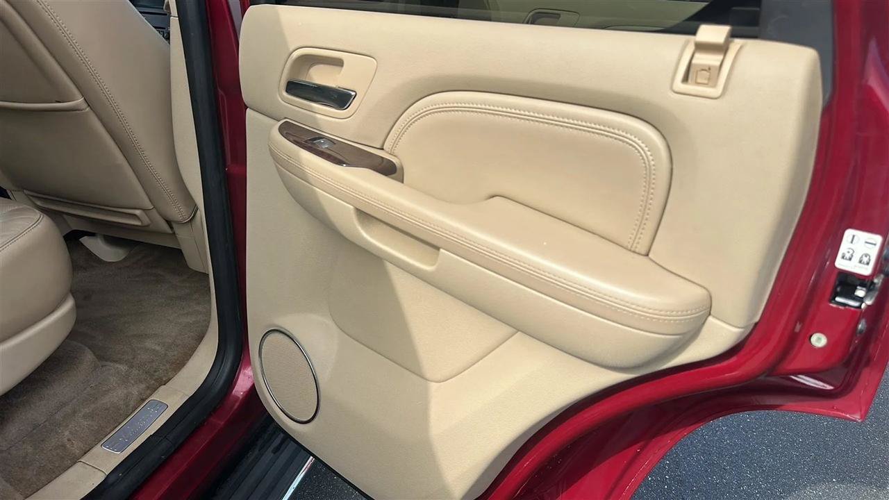 Used 2009 Cadillac Escalade 2WD image 12