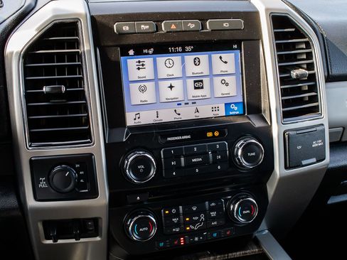 Used 2018 Ford F250 Lariat w/ Lariat Ultimate Package image 20