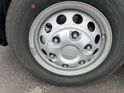 New 2026 Ford Transit 350 XLT image 9