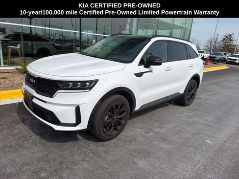 Certified 2023 Kia Sorento SX image 18