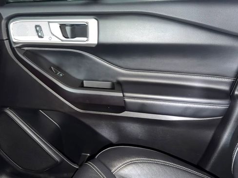 Used 2020 Ford Explorer ST w/ ST Street Pack image 25