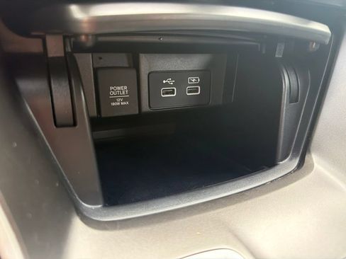 Certified 2022 Honda Accord Sport image 32