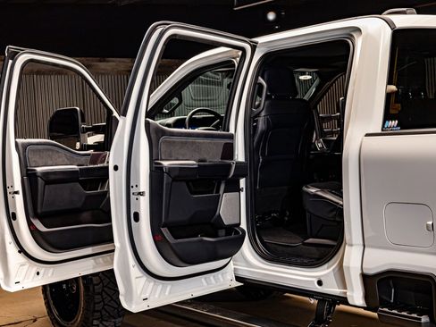 Used 2026 Ford F250 Platinum image 29