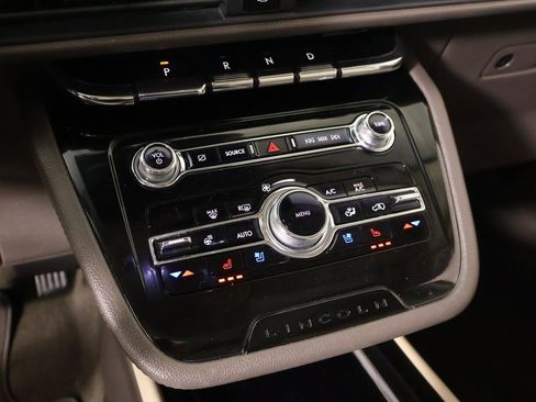 Used 2020 Lincoln Corsair Reserve w/ Elements Package image 8