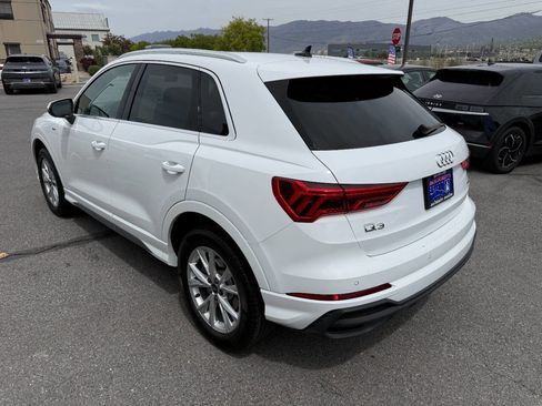 Used 2025 Audi Q3 2.0T Premium image 5