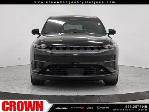 Used 2024 Jeep Wagoneer Launch Edition AWD/4WD image 2