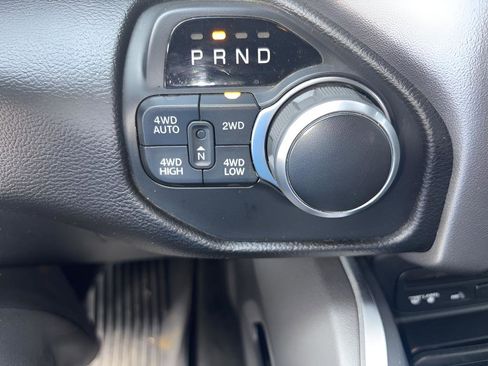 Used 2019 RAM 1500 Big Horn AWD/4WD image 29