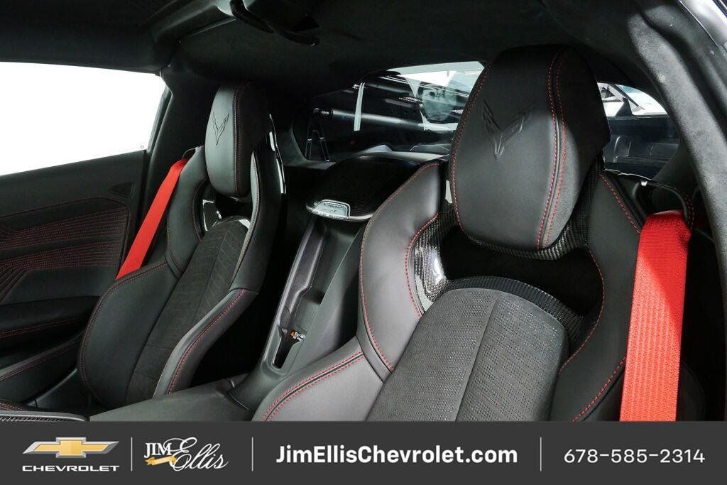 Used 2027 Chevrolet Corvette ZR1 w/ ZR1 Carbon Fiber Aero Package RWD image 5
