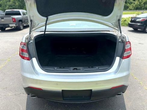 Used 2016 Ford Taurus SEL FWD image 22