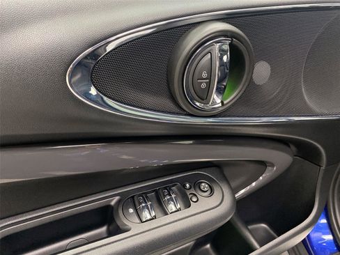 Used 2020 MINI Cooper Clubman S w/ Premium Package image 19