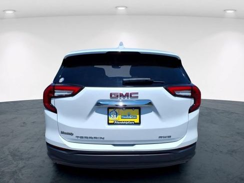 Used 2023 GMC Terrain SLE AWD/4WD image 10