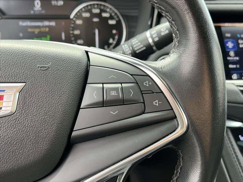 Used 2023 Cadillac XT5 Luxury image 25