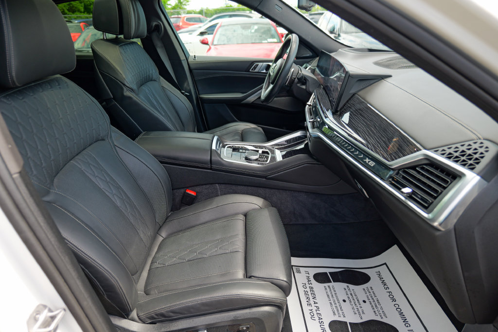 Used 2024 BMW X6 xDrive40i w/ Premium Package AWD/4WD image 36