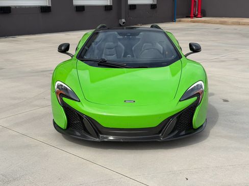 Used 2015 McLaren 650S Spider RWD image 12