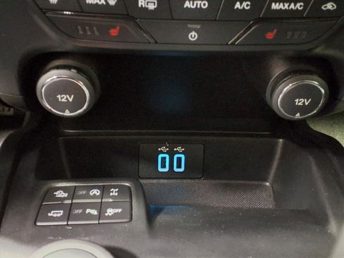 Used 2021 Ford Ranger Lariat w/ Equipment Group 501A High image 15