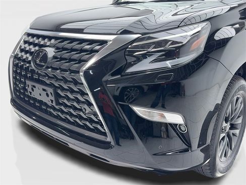 Used 2022 Lexus GX 460 Premium image 5