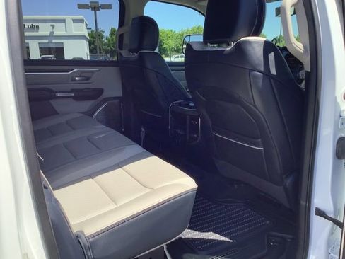 Used 2024 RAM 1500 Limited AWD/4WD image 37