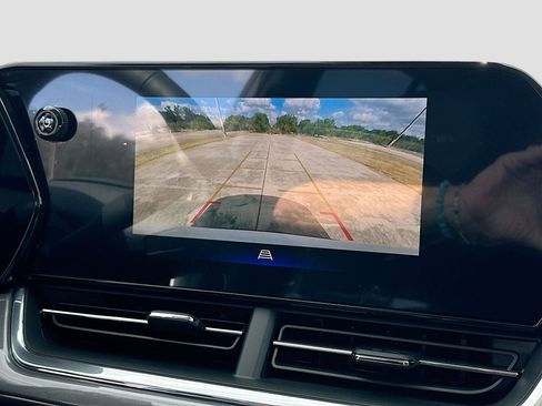 Used 2026 Chevrolet Trax ACTIV w/ Driver Confidence Package image 13