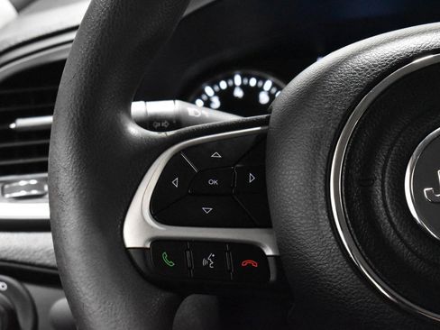 Used 2021 Jeep Renegade Sport image 7