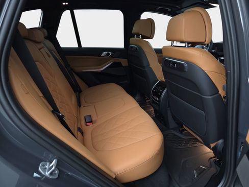 New 2026 BMW X5 xDrive40i w/ M Sport Package image 11