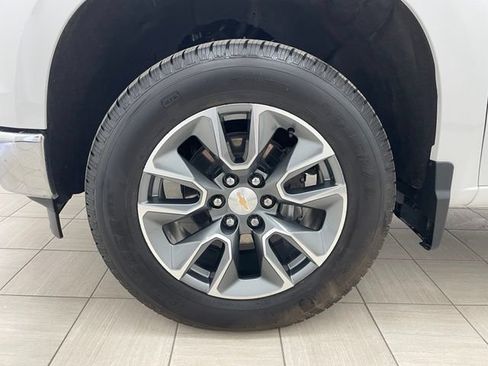 New 2026 Chevrolet Silverado 1500 LT AWD/4WD image 7