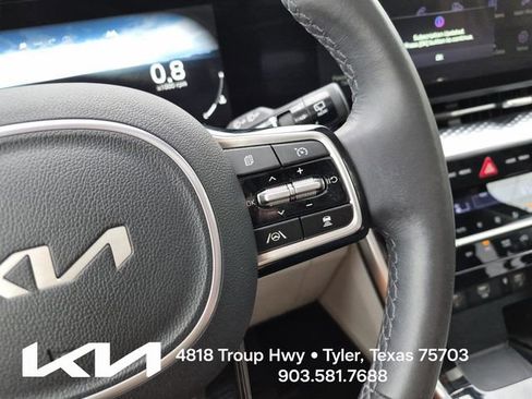 Used 2024 Kia Carnival SX Prestige FWD image 36