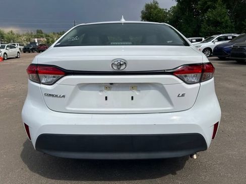 Used 2025 Toyota Corolla LE FWD image 5