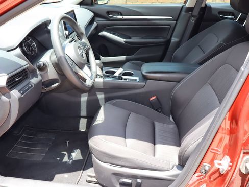 Used 2022 Nissan Altima 2.5 SV AWD/4WD image 15
