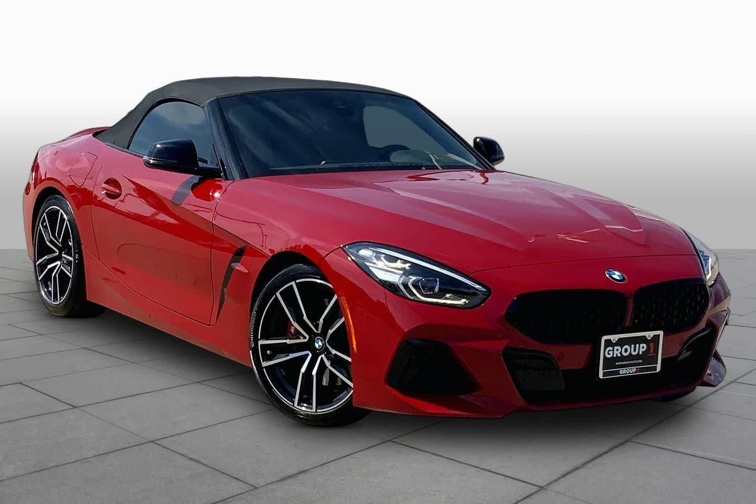 Used 2022 BMW Z4 M40i w/ Premium Package RWD image 3