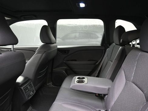 Certified 2025 Subaru Forester Premium AWD/4WD image 18