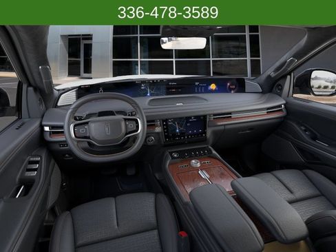 New 2026 Lincoln Navigator L Black Label AWD/4WD image 9
