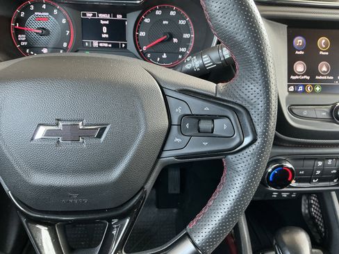 Used 2022 Chevrolet TrailBlazer RS image 13