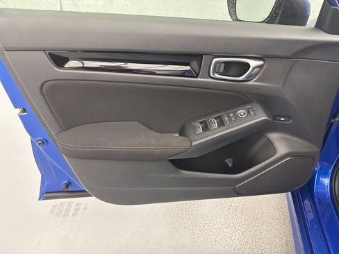Used 2022 Honda Civic EX image 17