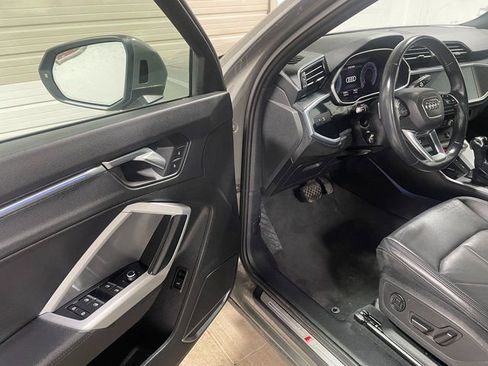 Used 2021 Audi Q3 2.0T Premium Plus w/ Premium Plus Package image 13