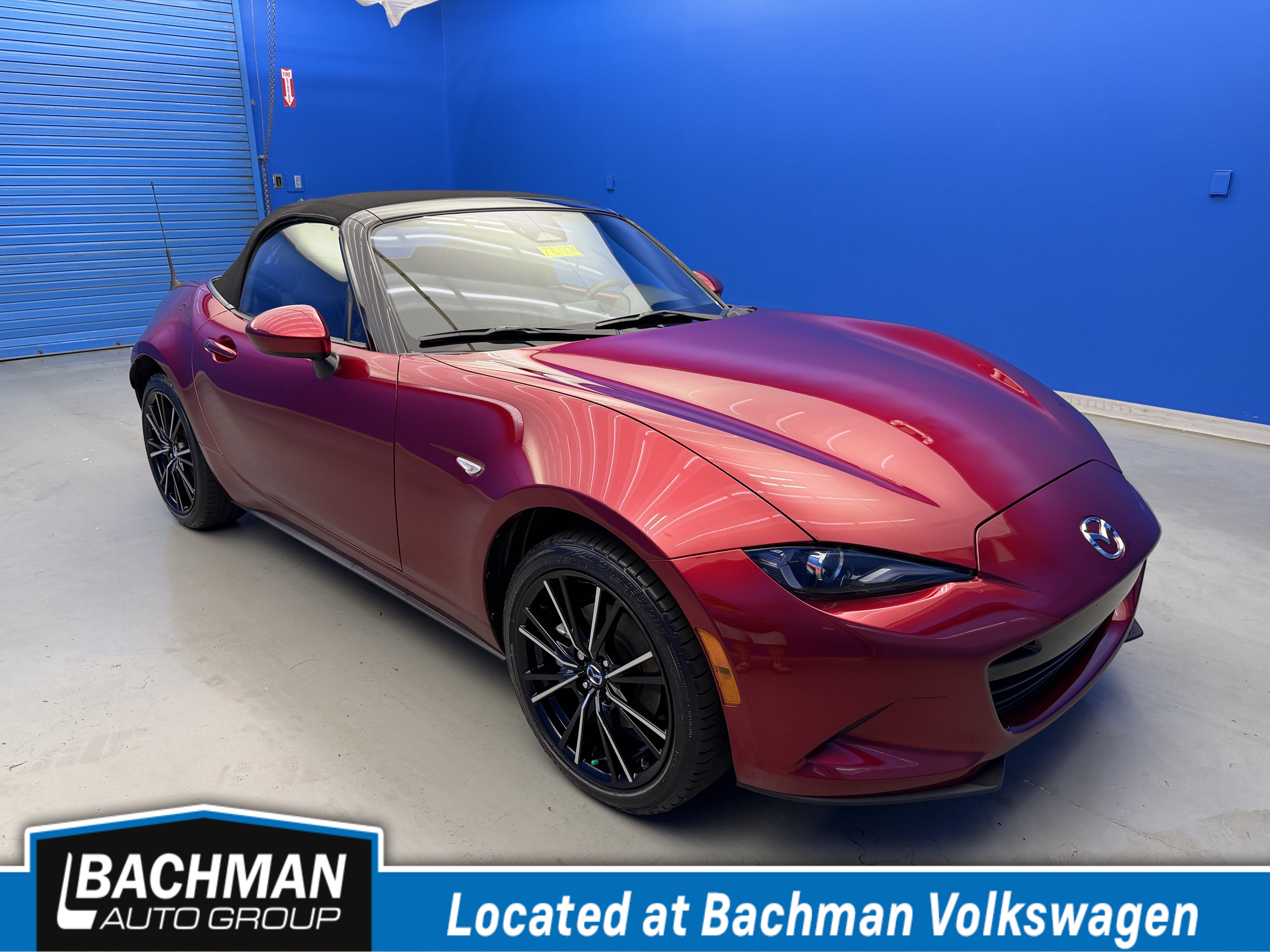 Used 2024 MAZDA MX-5 Miata Grand Touring RWD image 1