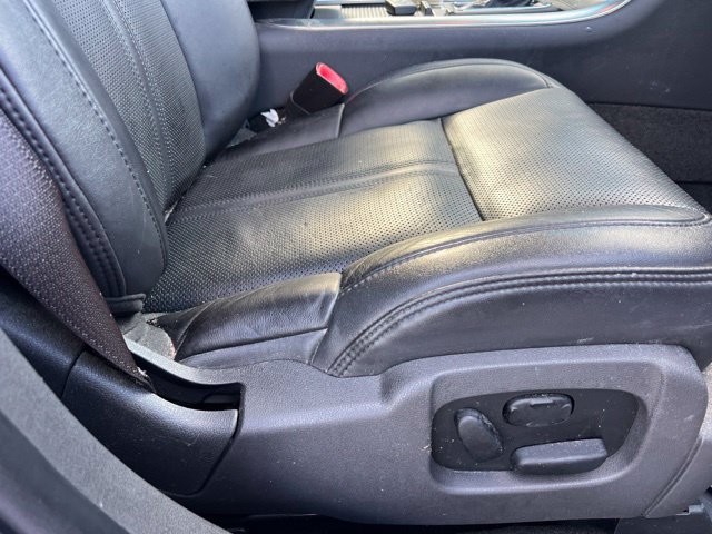 Used 2012 Lincoln MKS FWD image 12