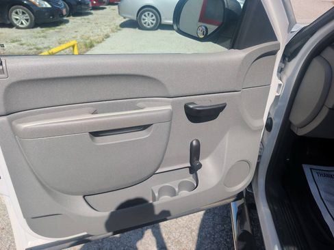 Used 2011 GMC Sierra 1500 W/T RWD image 11