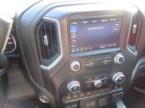 Certified 2021 GMC Sierra 1500 AT4 w/ AT4 Premium Package AWD/4WD image 37