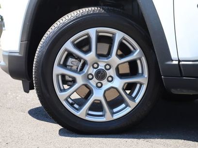 Used 2025 Jeep Compass Limited