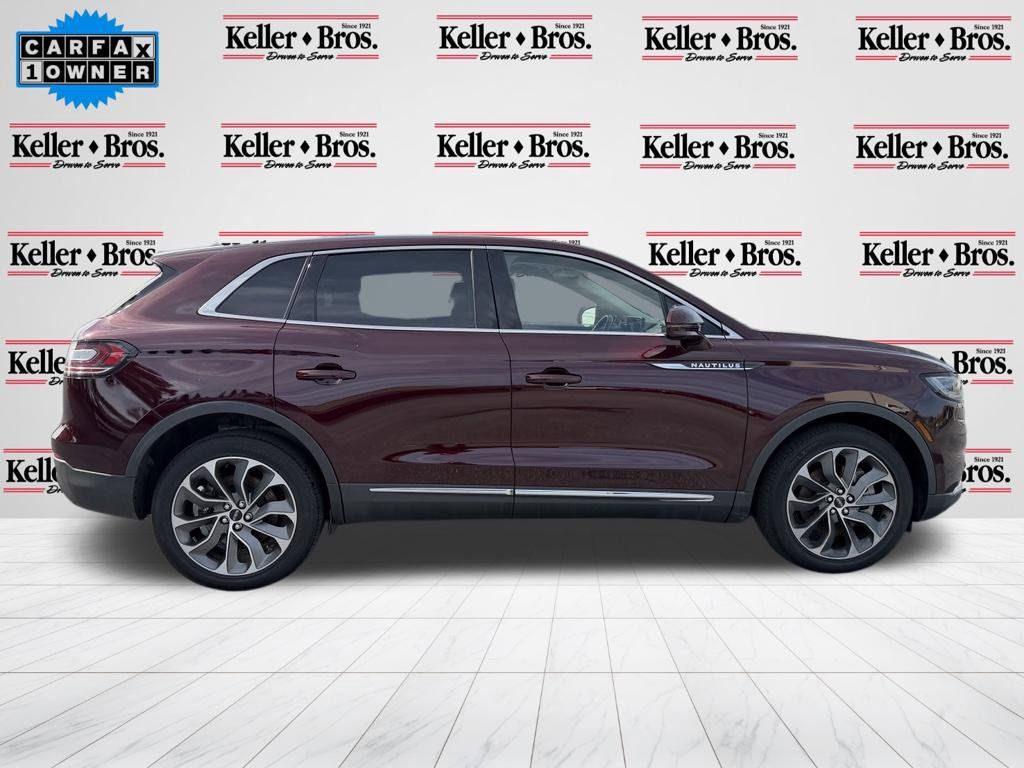 Used 2022 Lincoln Nautilus Reserve AWD/4WD image 8