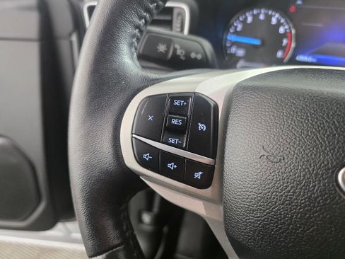 Used 2023 Ford Explorer XLT w/ Equipment Group 202A image 30