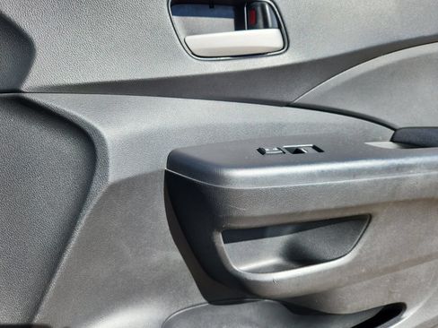 Used 2016 Honda CR-V LX image 15