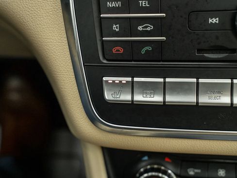 Used 2018 Mercedes-Benz GLA 250 4MATIC image 26