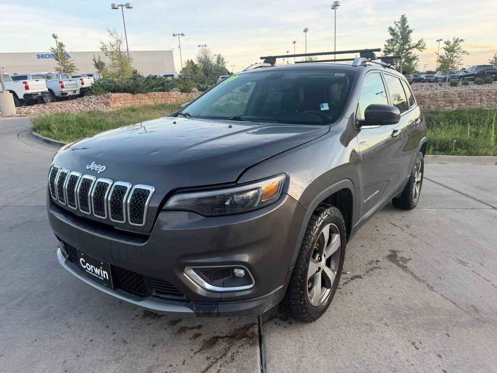 Used 2019 Jeep Cherokee Limited AWD/4WD image 3