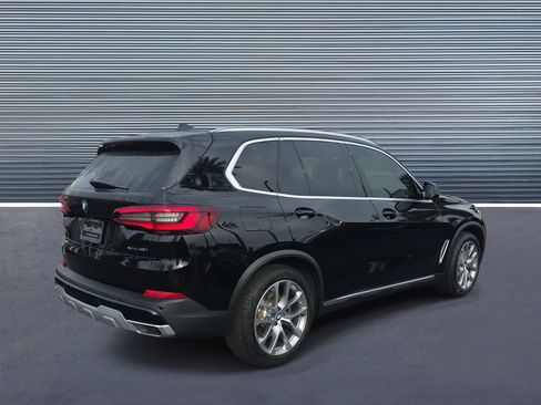 Used 2022 BMW X5 xDrive40i image 3