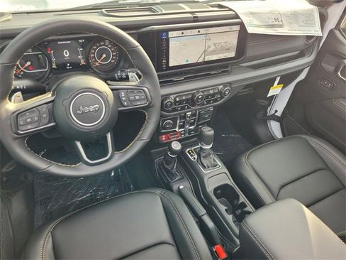 New 2025 Jeep Wrangler Unlimited Rubicon 392 image 12