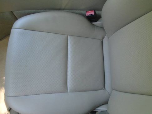 Used 2009 Mercedes-Benz C 300 Sedan image 17